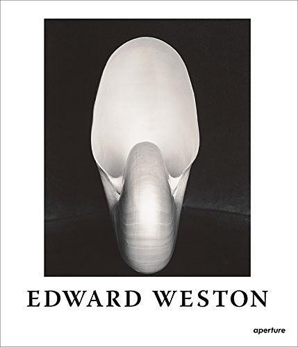 Edward Weston : the flame of recognition : his photographs accompanied by excerpts from the daybooks & letters /