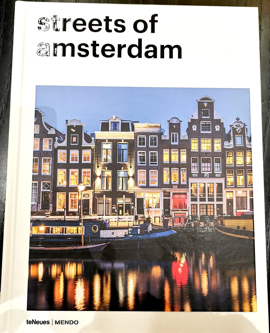 Streets of Amsterdam /